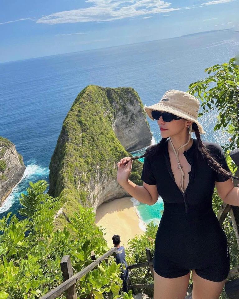 Liền đùi tay ngắn-duoc-ban-tai-𝐁𝐈𝐊𝐈𝐍𝐈 𝟏𝟗𝟗𝟗