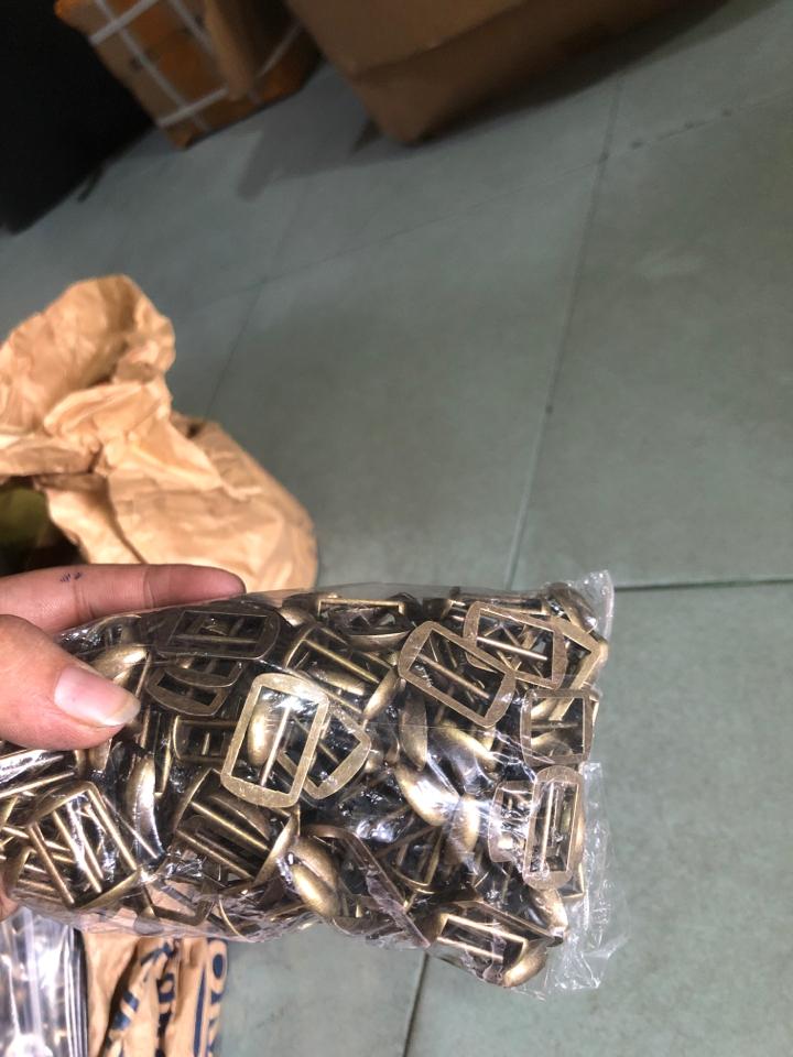 Khoá ú đồng:-duoc-ban-tai-PHỤ LIỆU MŨ NÓN