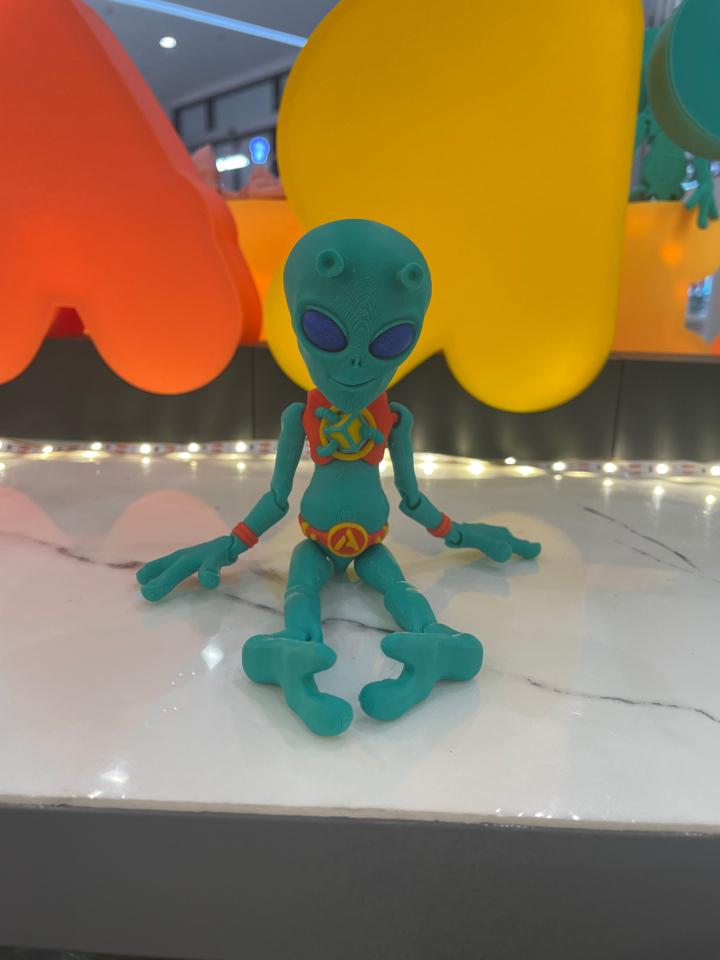 Alien màu sắc-duoc-ban-tai-Lytran 3D Printing