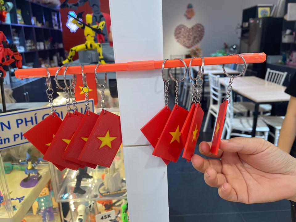 Lá cờ VN-duoc-ban-tai-Lytran 3D Printing