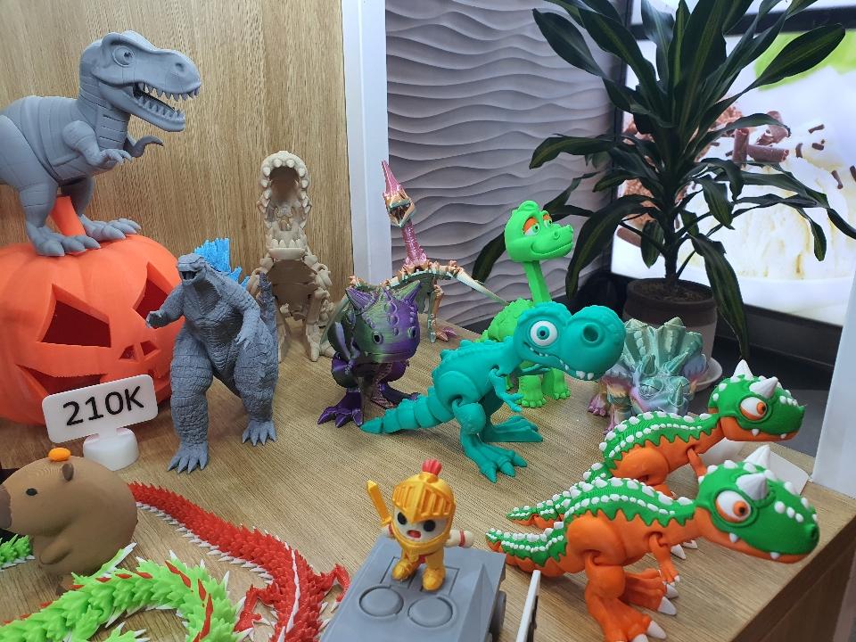 Khủng long T-Rex xương-duoc-ban-tai-Lytran 3D Printing