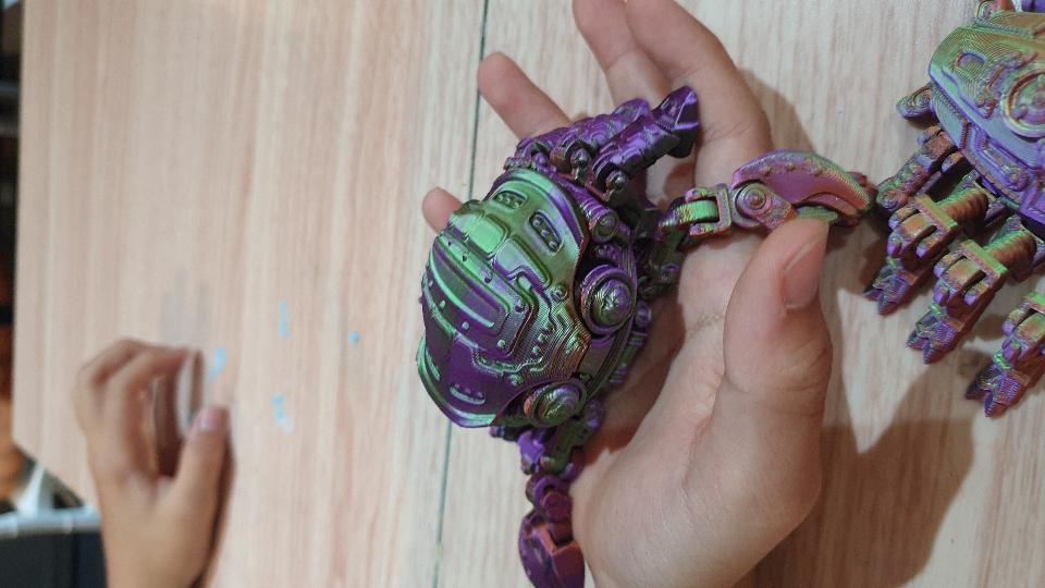 Con cua máy-duoc-ban-tai-Lytran 3D Printing