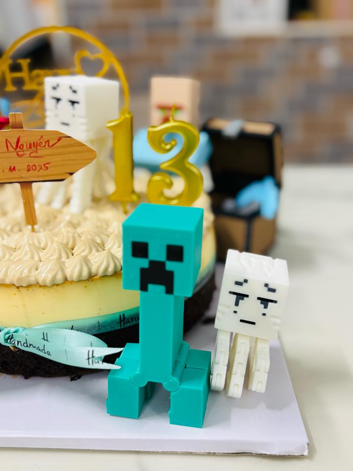 Minecraft Creeper-duoc-ban-tai-Lytran3D Gold Coast