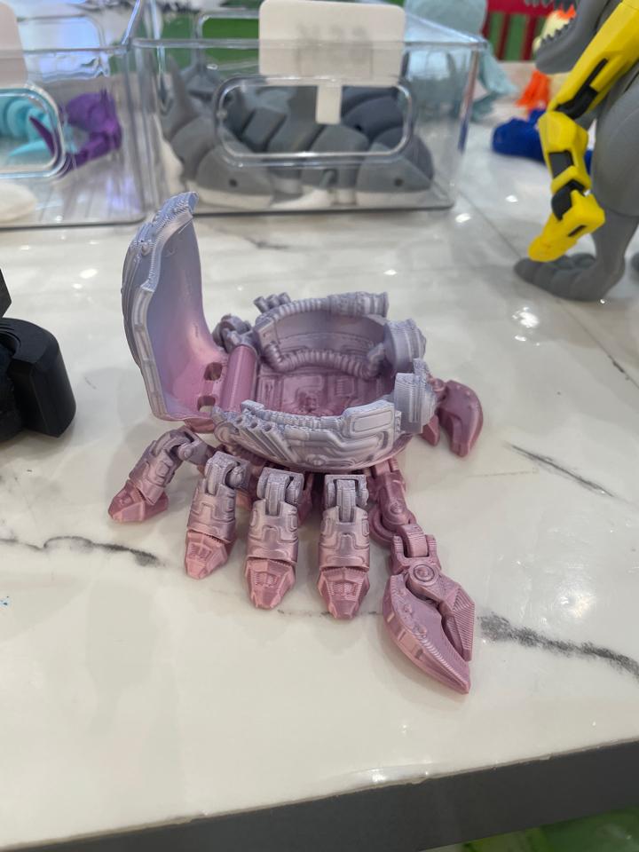 Con cua máy-duoc-ban-tai-Lytran 3D Printing