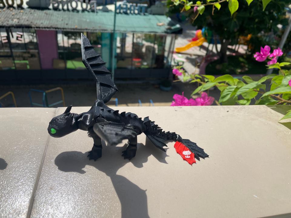 Toothless rồng đen-duoc-ban-tai-Lytran 3D Printing