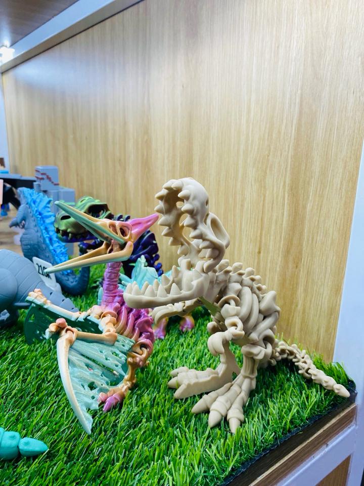 Khủng long T-Rex xương-duoc-ban-tai-Lytran3D Gold Coast