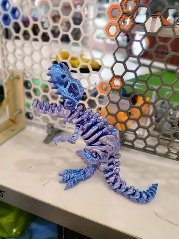Khủng long T-Rex xương-duoc-ban-tai-Lytran3D Gold Coast