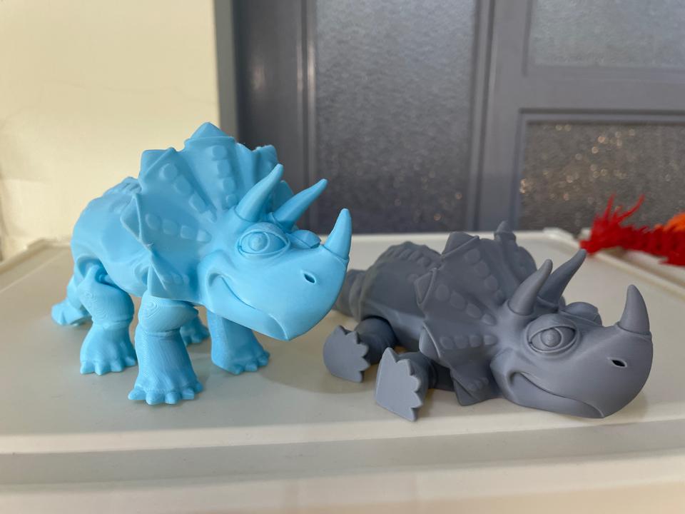 Khủng long 3 sừng-duoc-ban-tai-Lytran 3D Printing