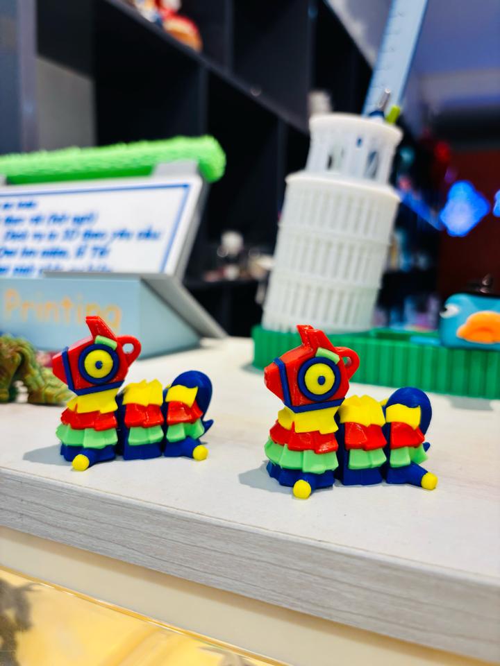 Con lân Pinata-duoc-ban-tai-Lytran 3D Printing