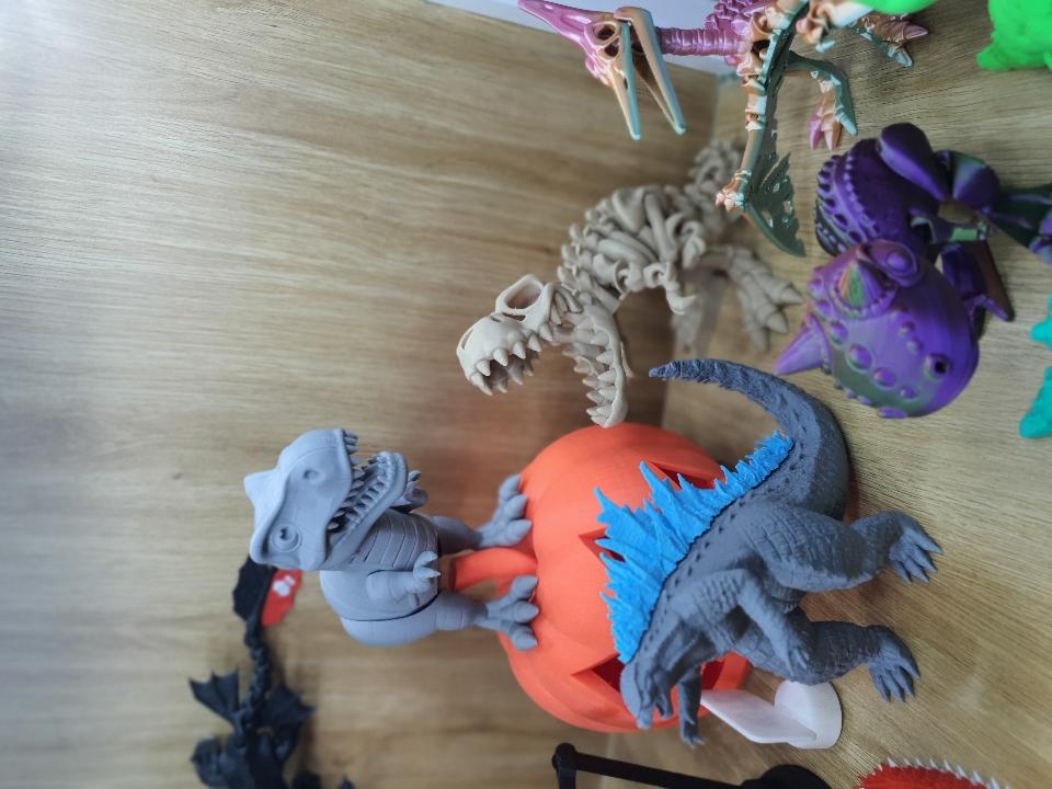 Khủng long T-Rex xương-duoc-ban-tai-Lytran 3D Printing