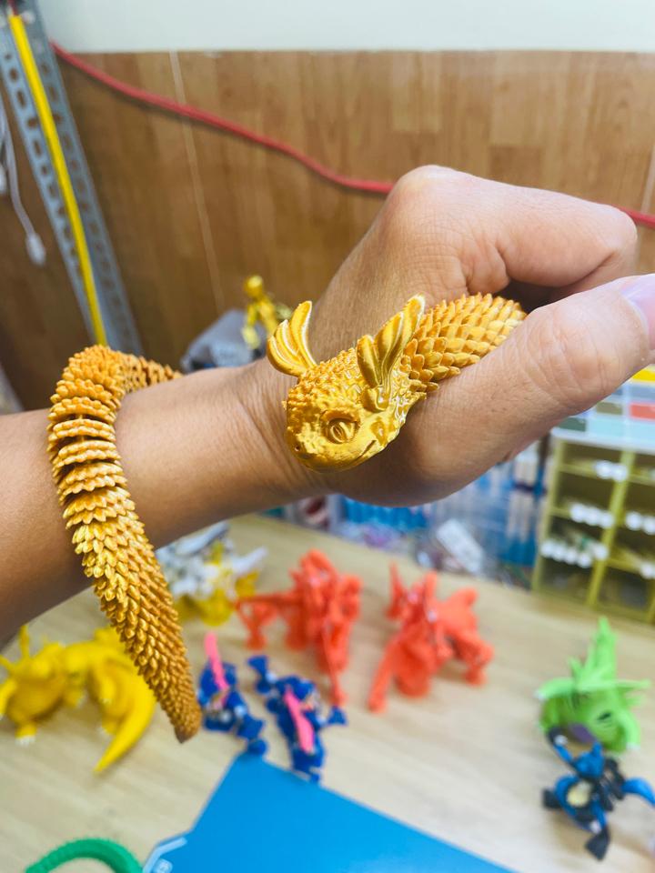 Rắn dài-duoc-ban-tai-Lytran 3D Printing