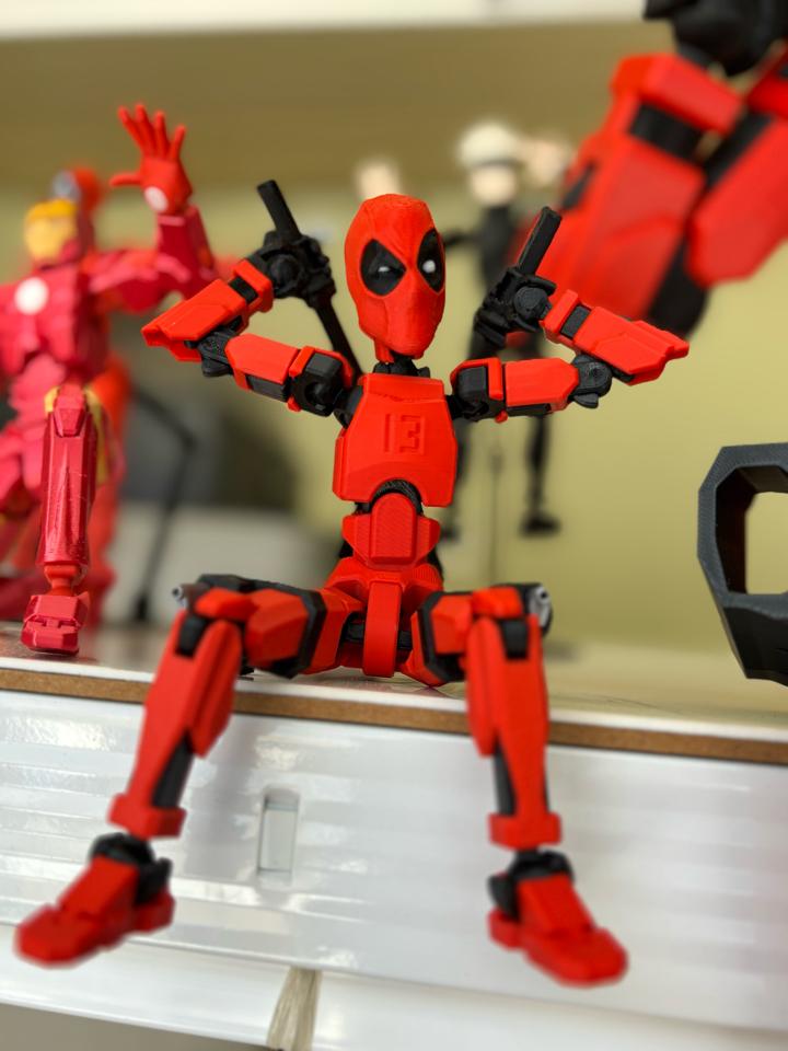 Dummy Deadpool-duoc-ban-tai-Lytran 3D Printing