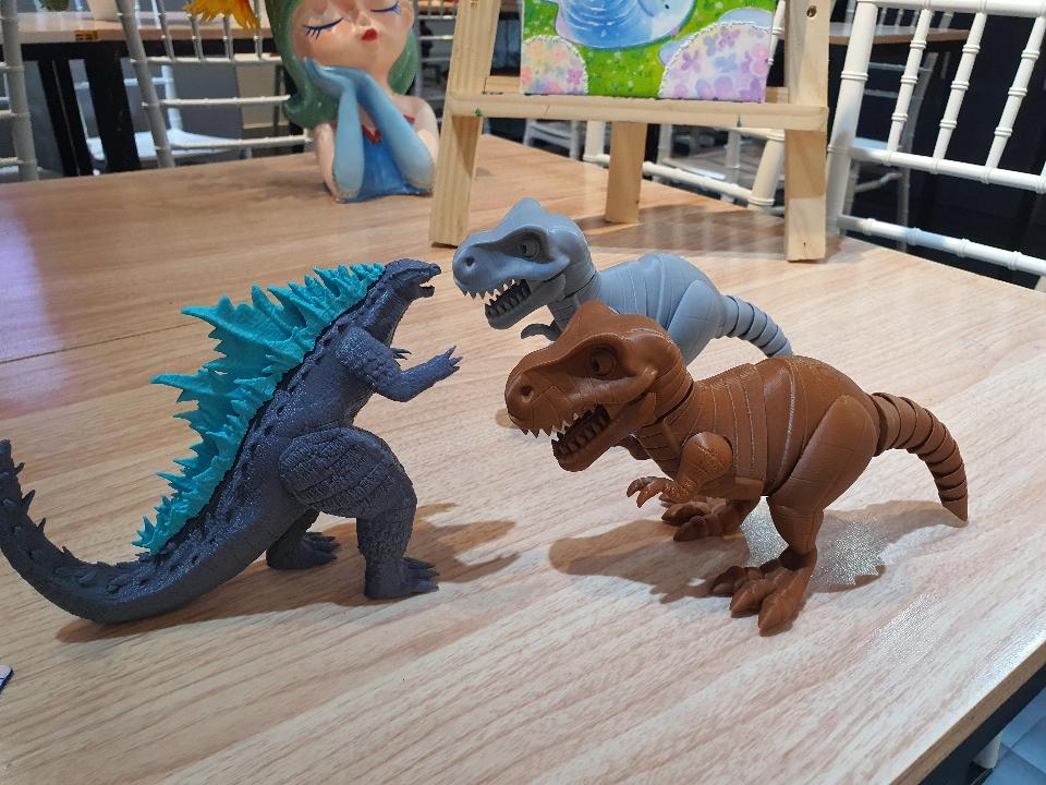 Khủng long T-Rex-duoc-ban-tai-Lytran 3D Printing