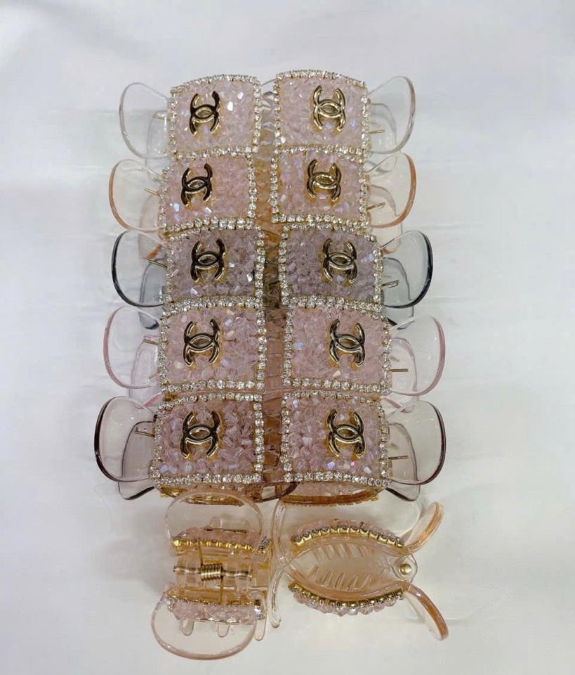 KẸP CÀNG CUA CHANEL -duoc-ban-tai-4S HOUSE