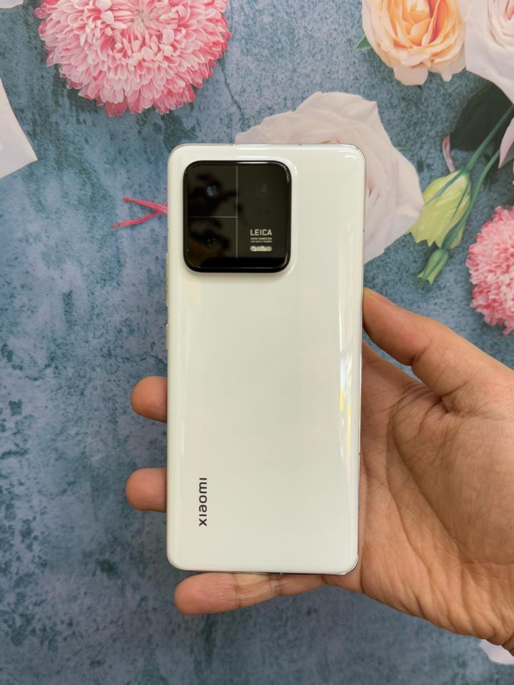 Xiaomi 13 pro trắng 12/256-duoc-ban-tai-Bèo Mobile Store