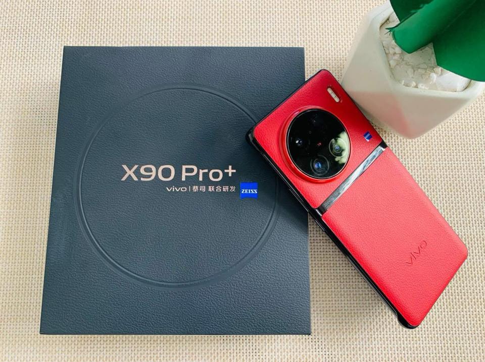 X90 pro plus 12/256 fullbox dùm mv-duoc-ban-tai-Bèo Mobile Store