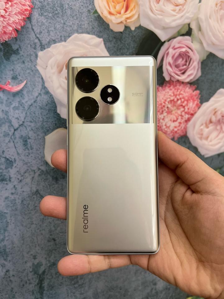 Realme Neo 6SE a sâu-duoc-ban-tai-Bèo Mobile Store