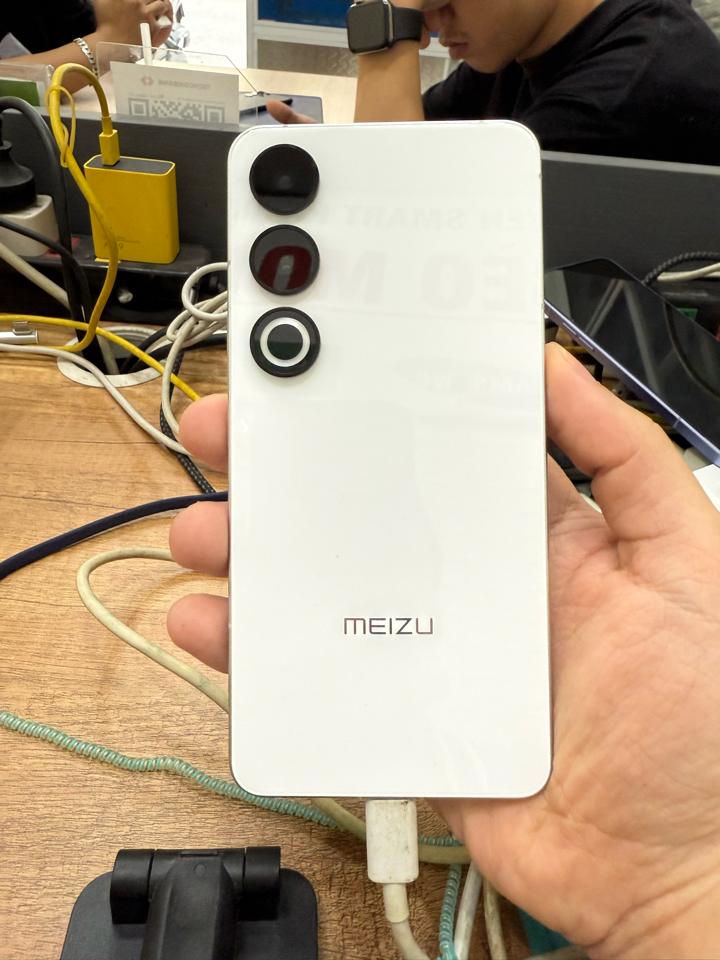 Meizu 21 note fullbox-duoc-ban-tai-Bèo Mobile Store