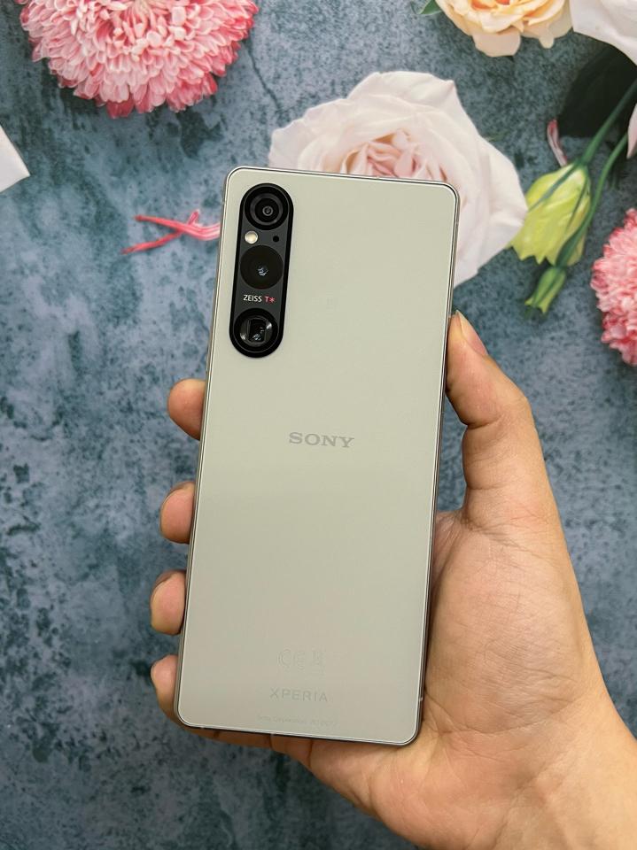 Sony 1V-duoc-ban-tai-Bèo Mobile Store