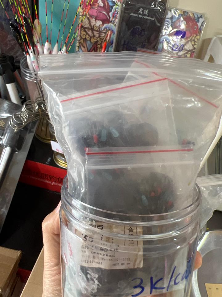 Hạt chặn đen 3s 0.8-1.5 (bán theo cái)-duoc-ban-tai-HL Shop