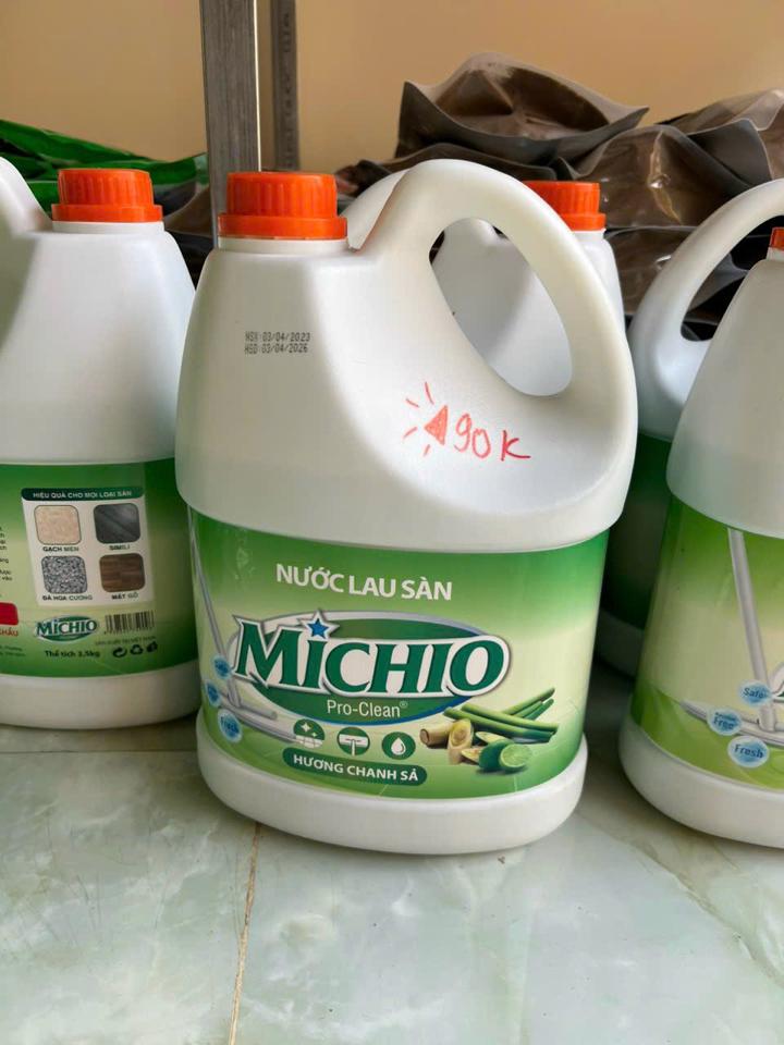 Nước Lau sàn Sả Chanh Michio-duoc-ban-tai-HL Shop