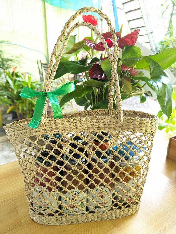 Giỏ cói quà tặng -duoc-ban-tai-DALA'S