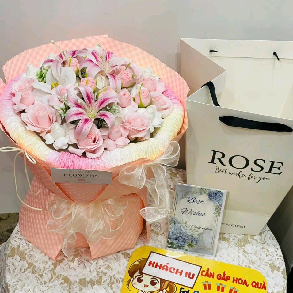 BÓ HOA SÁP HỒNG TỶ MUỘI MIX HOA LỤA LY-duoc-ban-tai-SHOP QUÀ TẶNG CHARME LANHVU