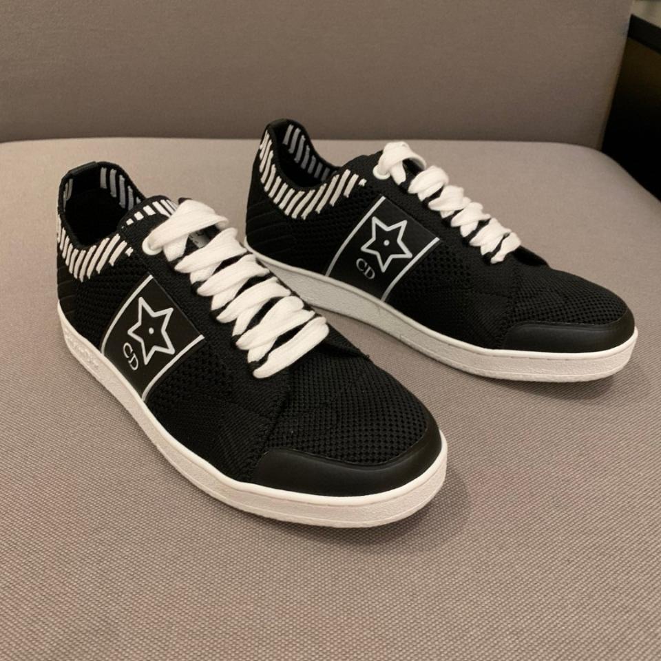 Dior Dior Star Sneaker black Technical Mesh
KCK416DSK-duoc-ban-tai-HVIP Shoes & Clothes