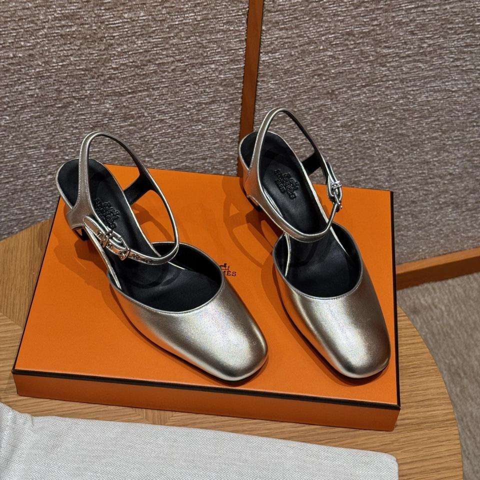 Hermès Kamilla 60 pump platine / gris argenté H251270Z -duoc-ban-tai-HVIP Shoes & Clothes