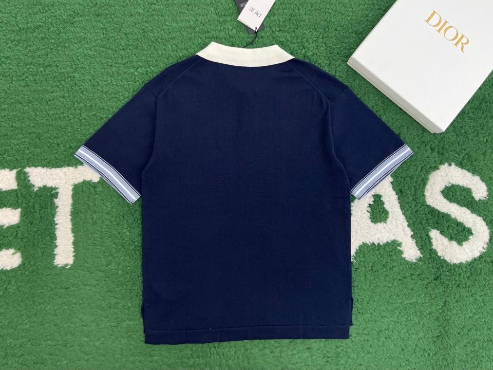 Dior Christian Dior Couture Lily of the Valley Polo Shirt
Blue Cotton Jersey
593M810A7024_C580-duoc-ban-tai-HVIP Shoes & Clothes
