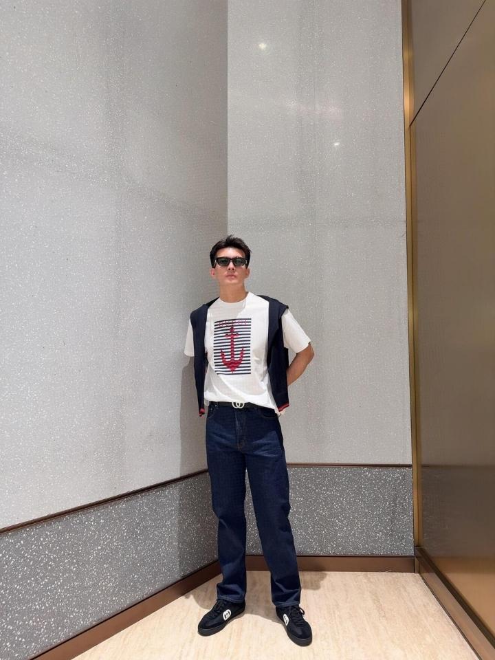 Gucci Printed cotton jersey T-shirt 796395-duoc-ban-tai-HVIP Shoes & Clothes
