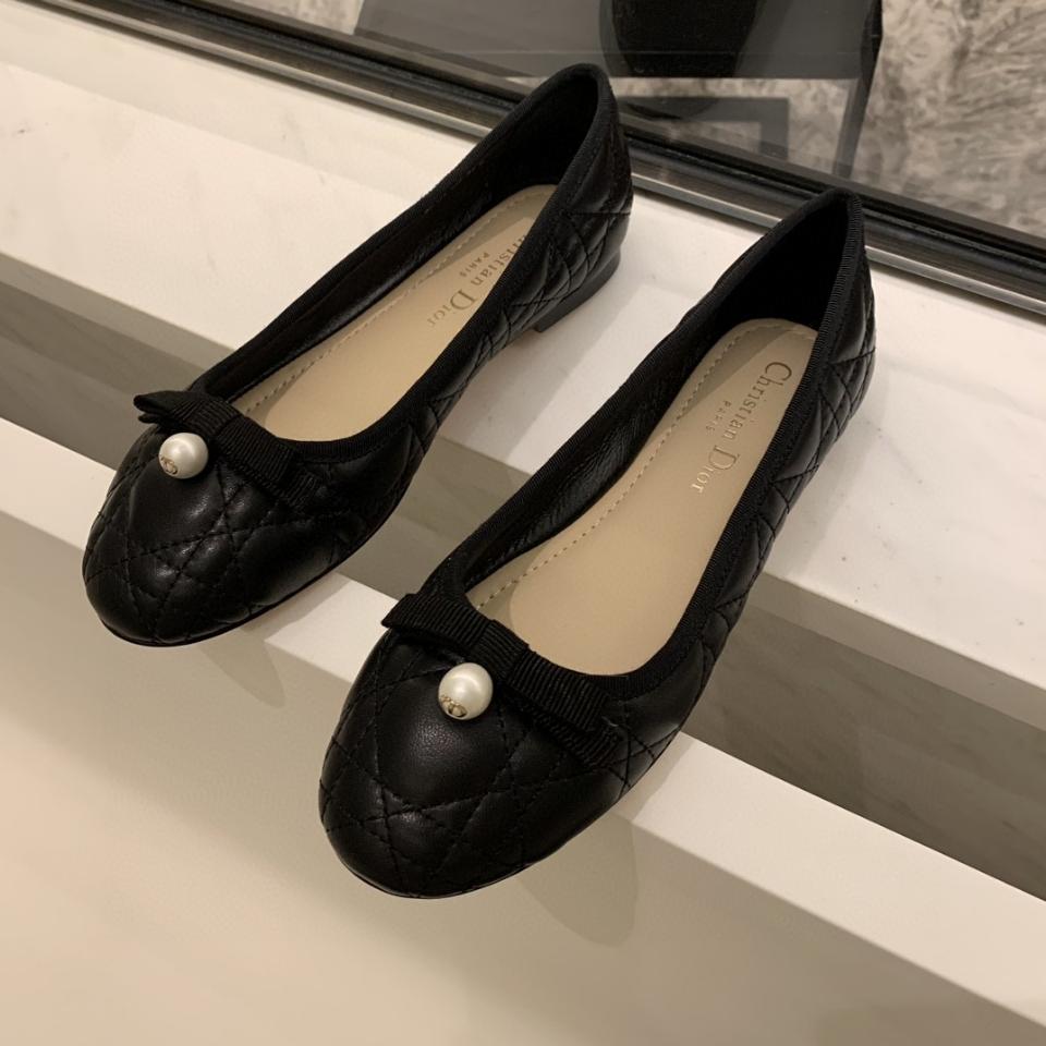 Dior Ballet Flat
Black Quilted Cannage Calfskin
 KDB877CQC DS -duoc-ban-tai-Hvip Bags & Accessories