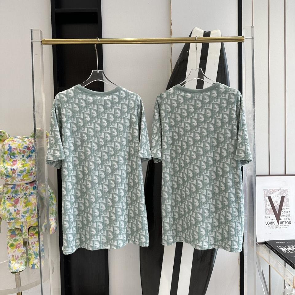 Dior Oblique T-Shirt, Relaxed Fit
Grey blue and White Terry Cotton Jersey
 483J646A-duoc-ban-tai-HVIP Shoes & Clothes