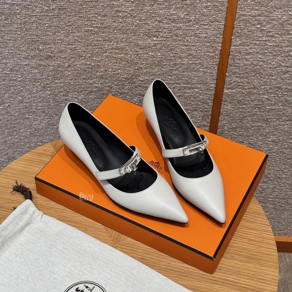 Hermès Kiara 40 pump gris Clair H251007Z-duoc-ban-tai-HVIP Shoes & Clothes