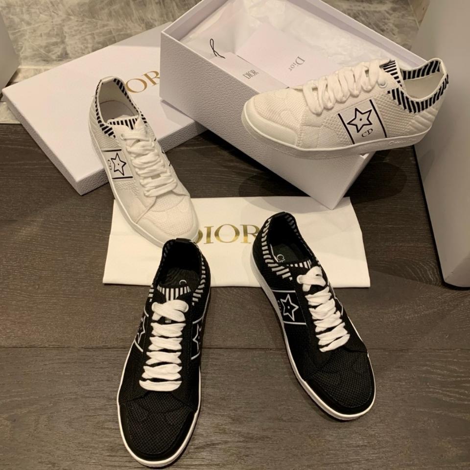 Dior Dior Star Sneaker black Technical Mesh
KCK416DSK-duoc-ban-tai-HVIP Shoes & Clothes
