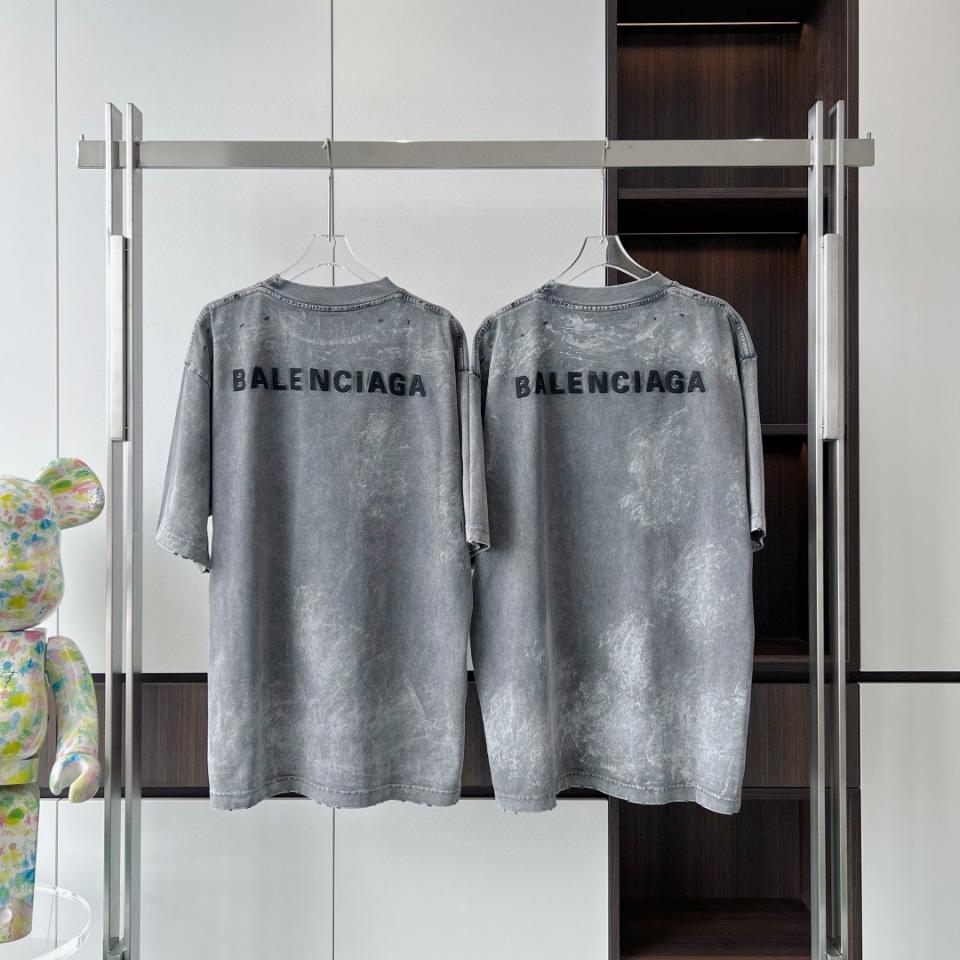 Balenciaga Men's Balenciaga Back T-shirt Medium Fit in Grey-duoc-ban-tai-HVIP Shoes & Clothes