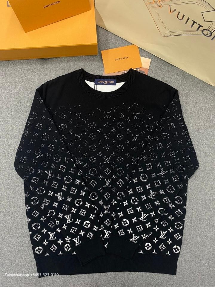Louis Vuitton 1AFAPX

LV Ski

Gradient Cotton Crewneck

Tur-duoc-ban-tai-Hvip Bags & Accessories