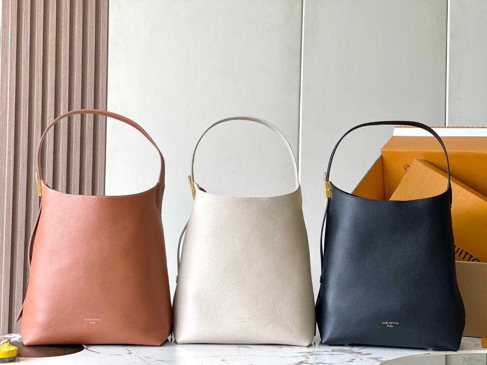 Louis Vuitton M24974

Low Key Hobo MM

Lv1-duoc-ban-tai-Hvip Bags & Accessories