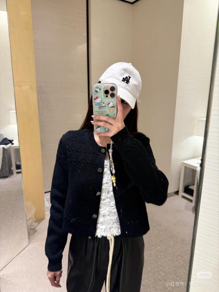 Chanel black cardigan -duoc-ban-tai-HVIP Shoes & Clothes