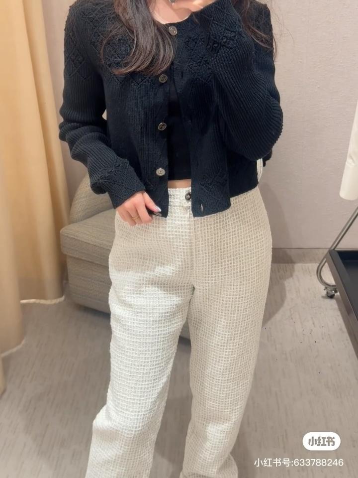 Chanel black cardigan -duoc-ban-tai-HVIP Shoes & Clothes