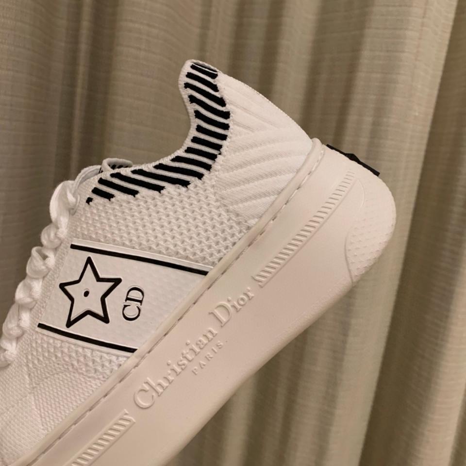 Dior Dior Star Platform Sneaker
White Technical Mesh
KCK425DSK_S24W-duoc-ban-tai-HVIP Shoes & Clothes
