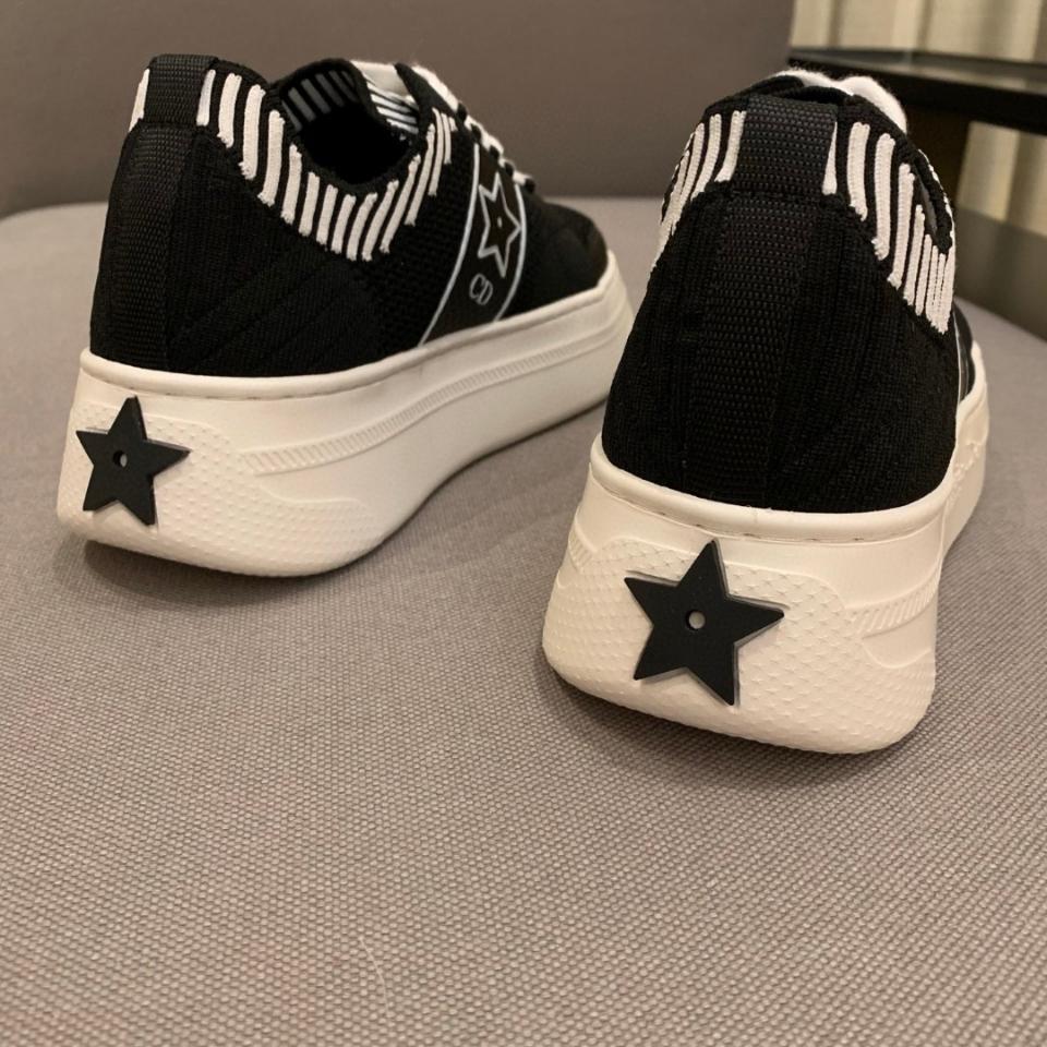 Dior Dior Star Platform Sneaker
Black Technical Mesh
KCK425DSK-duoc-ban-tai-HVIP Shoes & Clothes