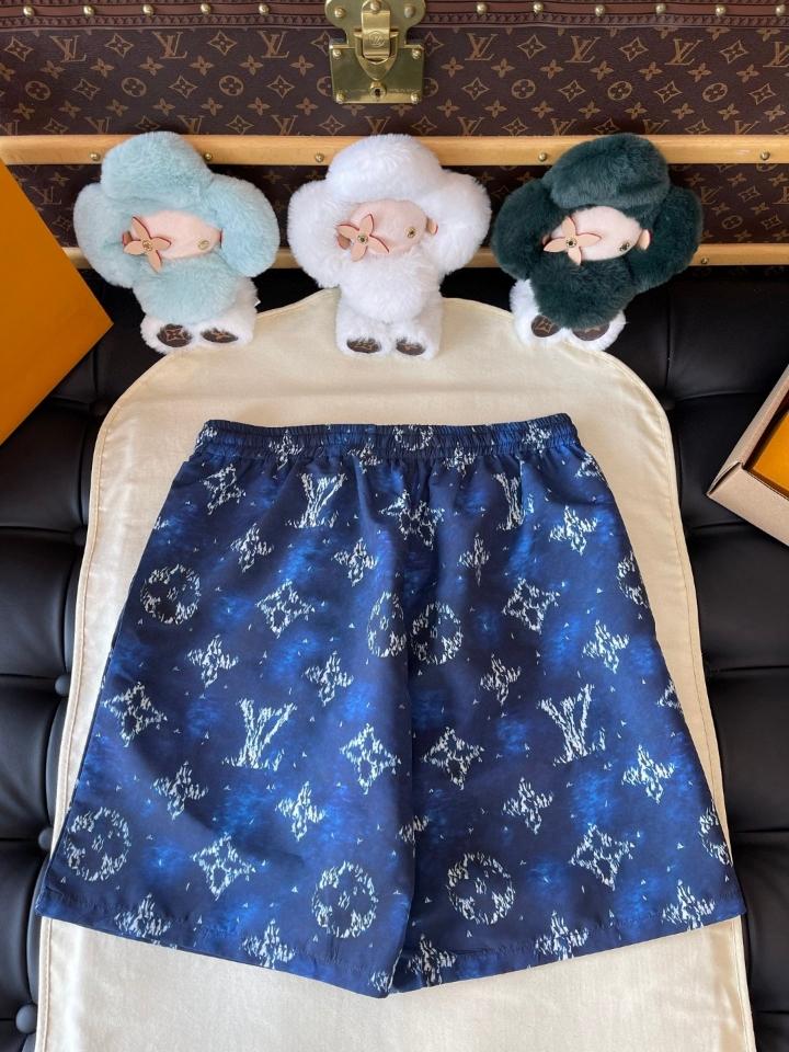 Louis Vuitton 1AHVZ7
New
Printed Monogram Swim Shorts1-duoc-ban-tai-HVIP Shoes & Clothes