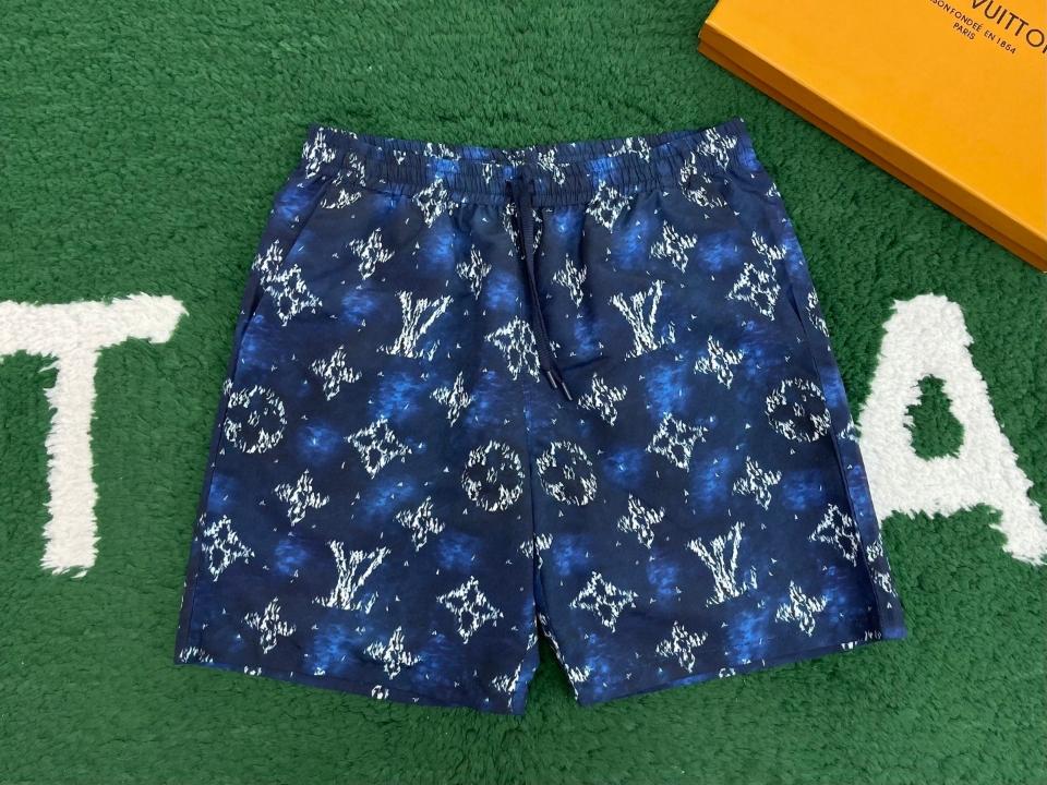 Louis Vuitton 1AHVZ7
New
Printed Monogram Swim Shorts-duoc-ban-tai-HVIP Shoes & Clothes