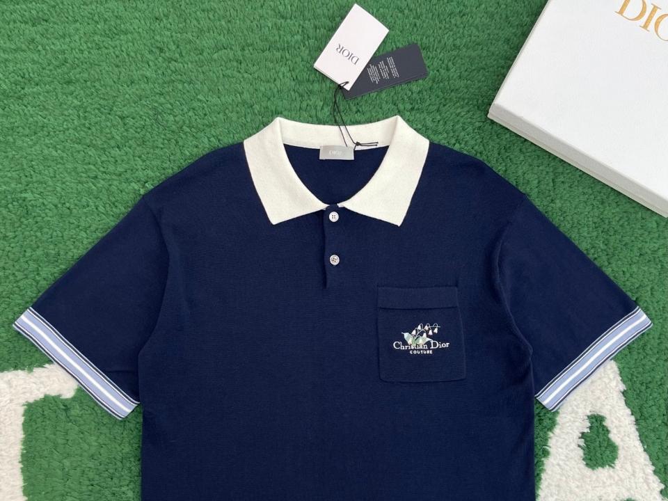 Dior Christian Dior Couture Lily of the Valley Polo Shirt
Blue Cotton Jersey
593M810A7024_C580-duoc-ban-tai-HVIP Shoes & Clothes