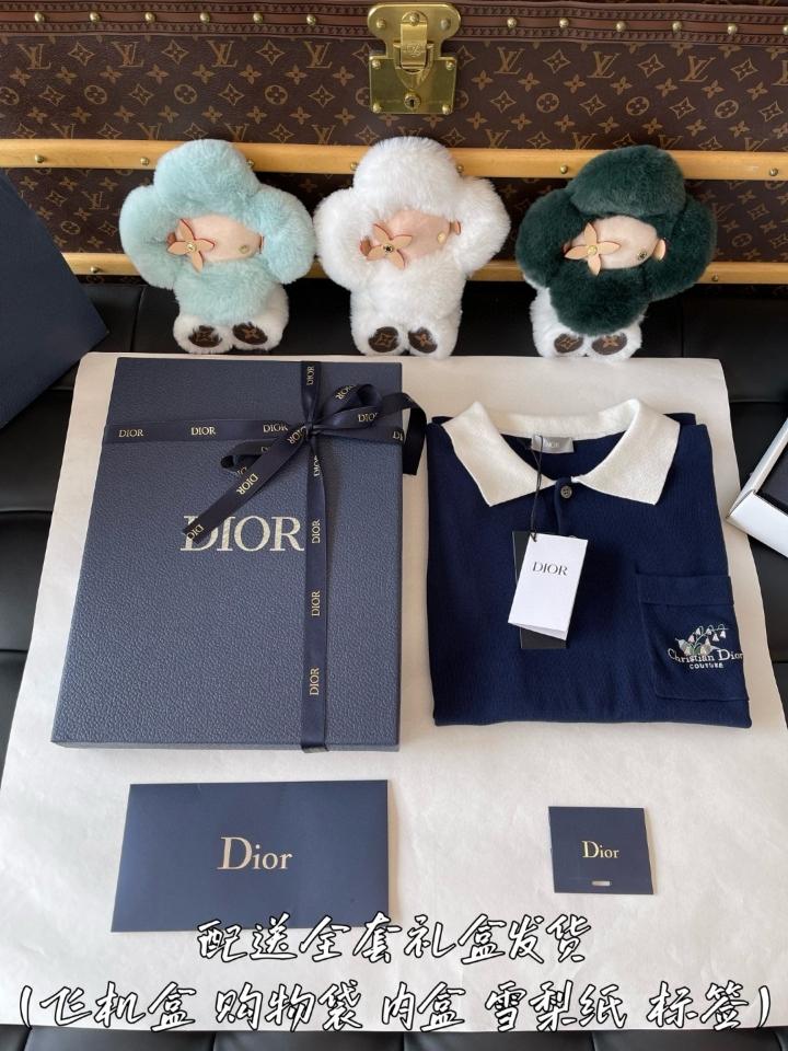 Dior Christian Dior Couture Lily of the Valley Polo Shirt
Blue Cotton Jersey
593M810A7024_C5802-duoc-ban-tai-HVIP Shoes & Clothes