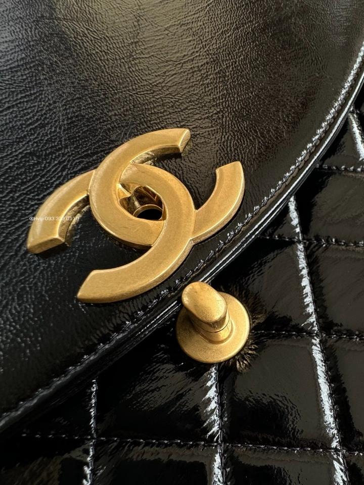 Chanel BRIEFCASE
Patent Crumpled Lambskin & Gold-Tone Metal
Black
AS5016 B17523 94305-duoc-ban-tai-Hvip Bags & Accessories