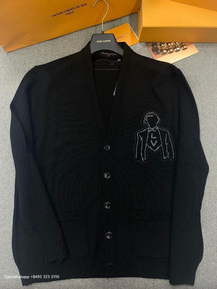 Louis Vuitton 1AFAOJ
Embroidered Wool Cardigan tur-duoc-ban-tai-Hvip Bags & Accessories