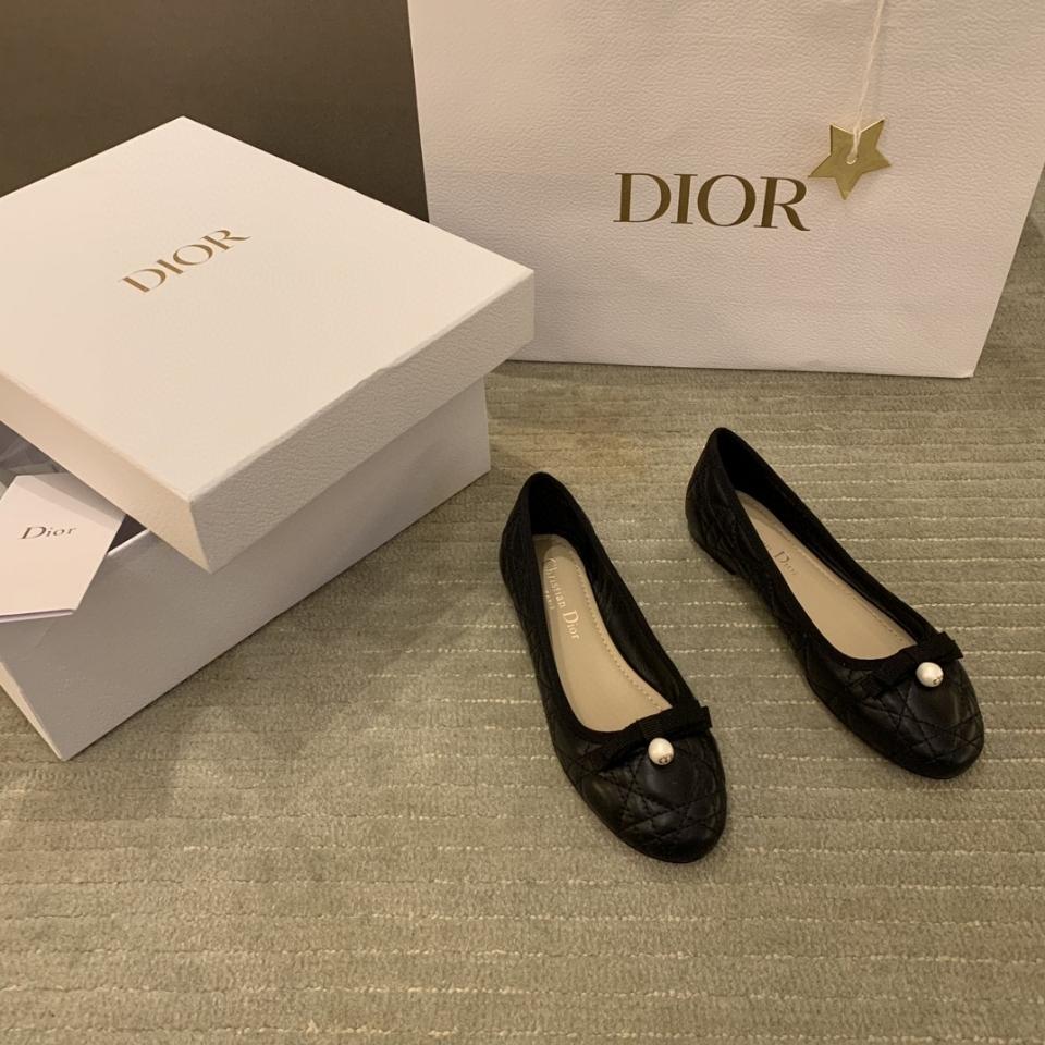 Dior Ballet Flat
Black Quilted Cannage Calfskin
 KDB877CQC DS -duoc-ban-tai-Hvip Bags & Accessories