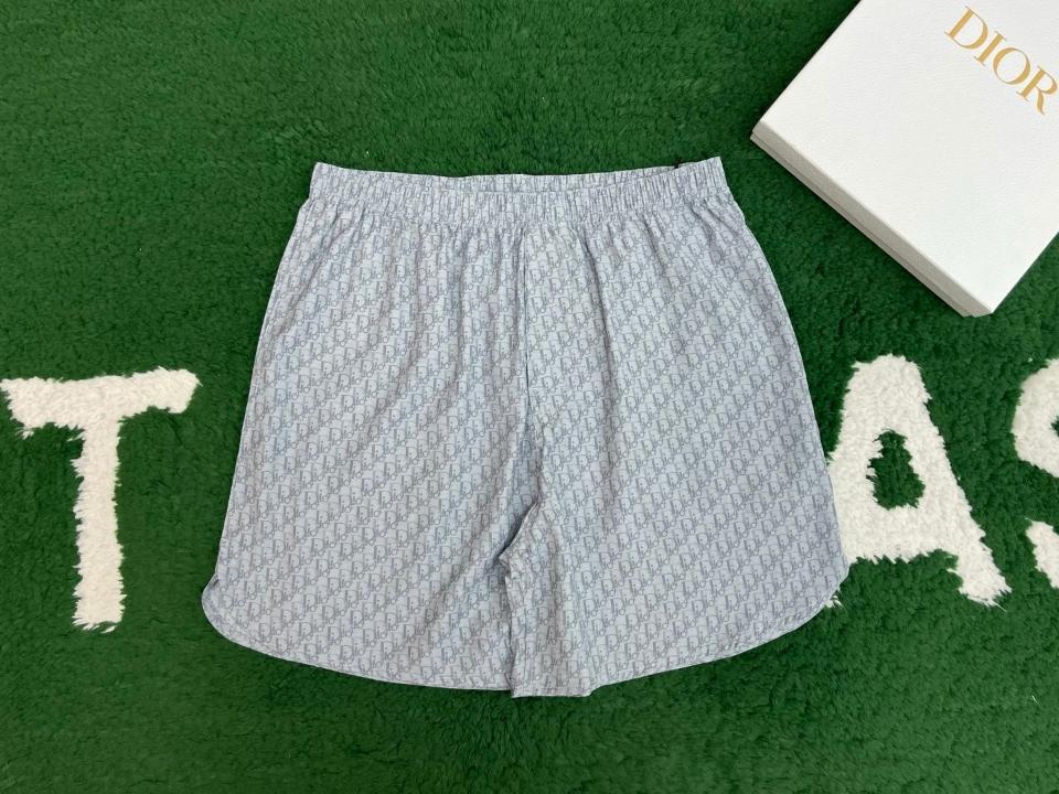 Dior Oblique Shorts
Blue Silk and Cotton Jacquard
483C102A5231_C520-duoc-ban-tai-HVIP Shoes & Clothes